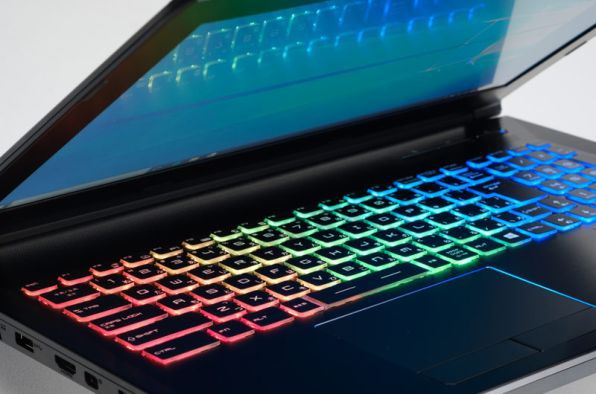 ASCII.jp:ゲームしやすい工夫がステキ! ドスパラGTX 1060搭載 ASCII.jp:ゲームしやすい工夫がステキ! ドスパラGTX 1060搭載