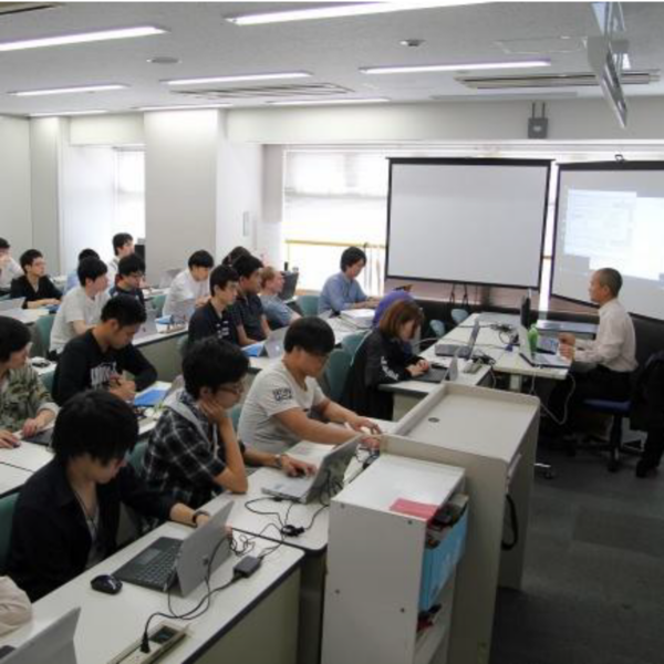 東京テクニカルカレッジ、ベンチャー作成のAIフレームワークを教育に活用
