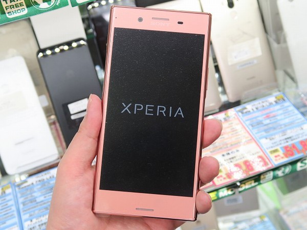 最強ソニースマホ「Xperia XZ Premium」の海外版に国内未発売のピンク 