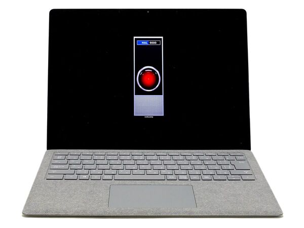 ASCII.jp：Surface Laptop 試用レポート 手触りがよくて使いやすい