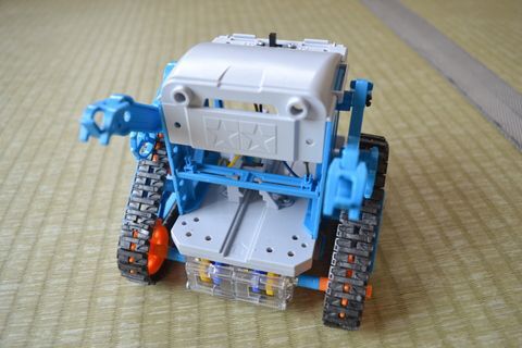 ASCII.jp：パパも子供も大喜び！タミヤのカムプログラムロボットで遊ぶ