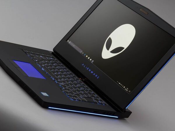 新品 未使用 ALIENWARE 15 Max-Qモデル 18Q33 ゲーミング ASCII.jp：性能MAX級ゲーミングノートなら、Max-Q GTX 1080のALIENWARE 15