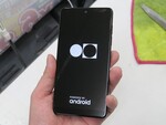 “Androidの父”が作ったハイエンドスマホ「Essential Phone」がアキバに入荷