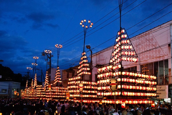 Ascii Jp 日本で最も美しい 提灯祭り で大切なことを教わった