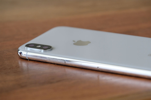 Ascii Jp Iphone X先行レビュー Appleはいかにして 世界一の働き者のホームボタンを隠居させたか 2 3