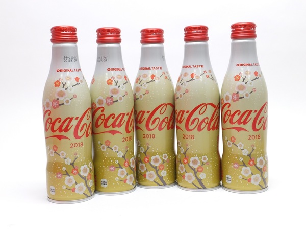 ASCII.jp：コカ・コーラが和全開!! 新春ボトルが染みる