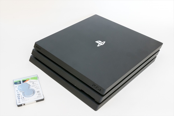 PlayStation4 初期型（1000） SSHD1TB換装済