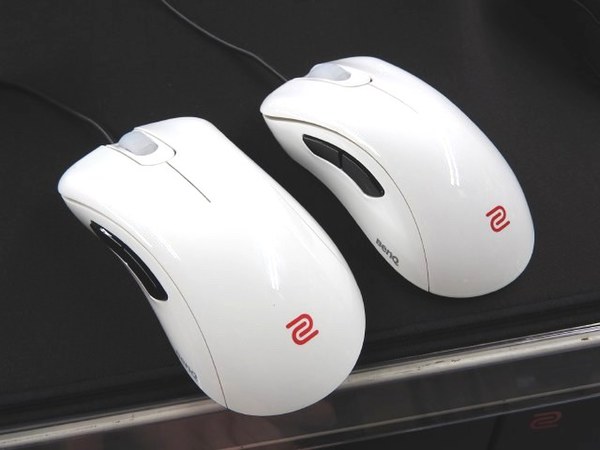 Ascii Jp 早くも完売店が Zowie製ゲーミングマウスの白色塗装版