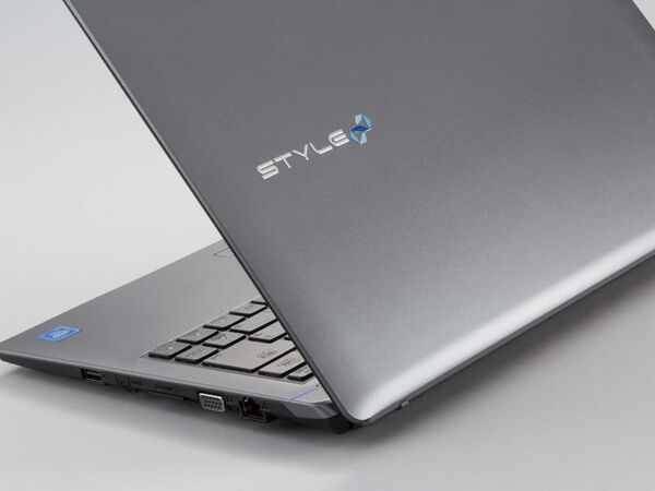 ASCII.jp：ついポチりたくなる、3万円台超お手頃価格の14型エントリー