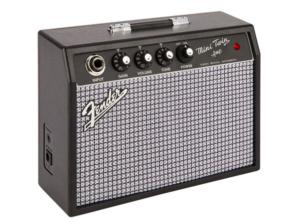 ギターアンプ　SuperMinitwinReverb Fenderではありません e299cd0f-a9ed-46f3-b9a7-