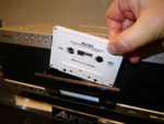 東芝がハイレゾ対応ラジカセ発売 カセットテープ復権が後押し
