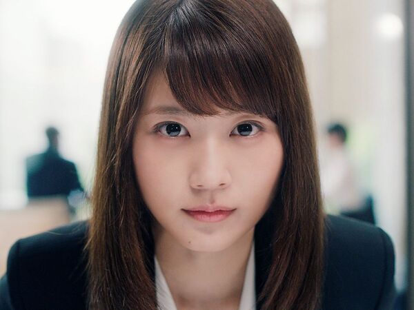 ASCII.jp：有村架純がスーツ姿で魅力をアピール dynabook新CMが公開