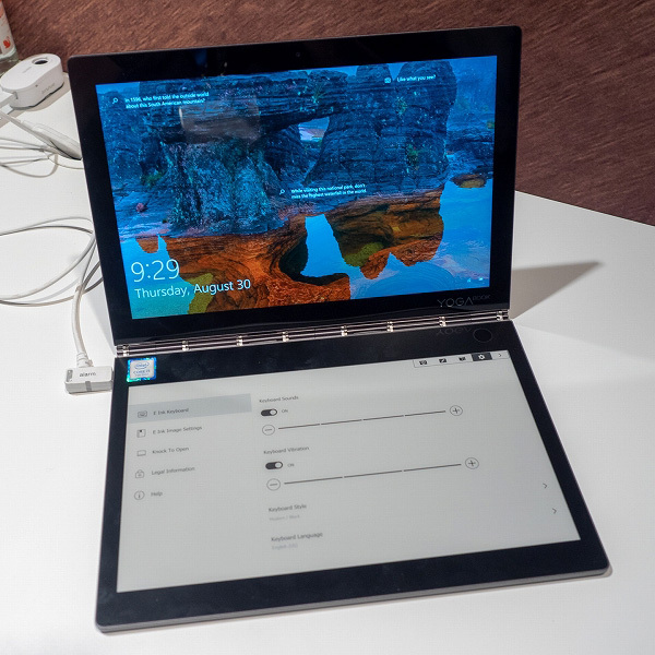 ASCII.jp：電子ペーパー採用の2画面Yoga BookやCore i9の最強Thinkpad X1の実機をチェック (1/2)