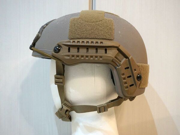 ASCII.jp：米軍特殊部隊のヘルメットを買いました