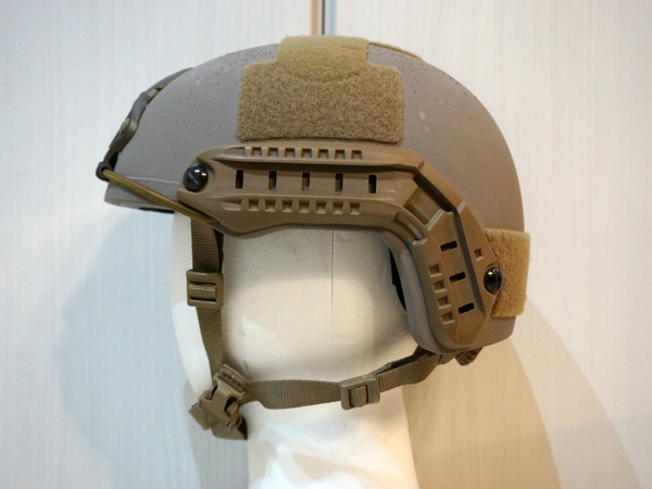 Ascii Jp 米軍特殊部隊ヘルメットは拡張性が高くフィット感抜群です 1 5