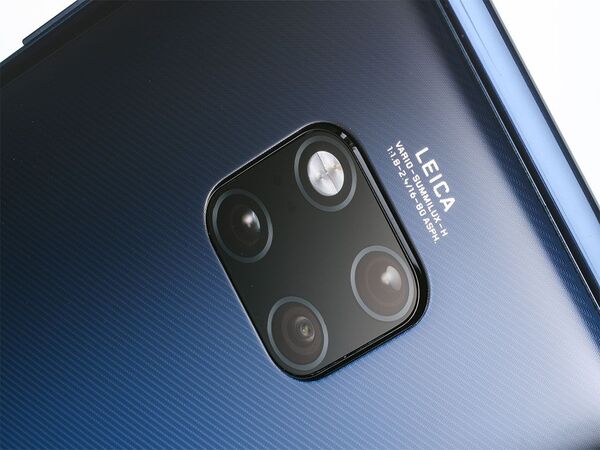 HUAWEI Mate20 Pro トリプルカメラ ASCII.jp：ファーウェイ「HUAWEI Mate 20 Pro」レビュー AI＆新Leica