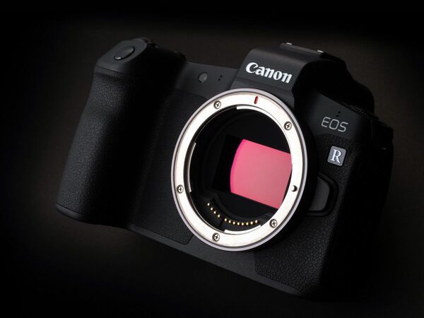 ASCII.jp：キヤノン EOS R 実機レビュー = 今買いのフルサイズ・ミラー