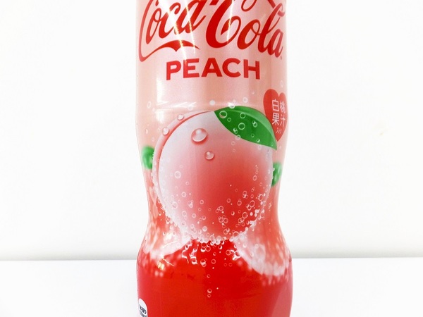 Ascii Jp 話題になった コカ コーラ ピーチ がおいしい 桃果汁で進化した