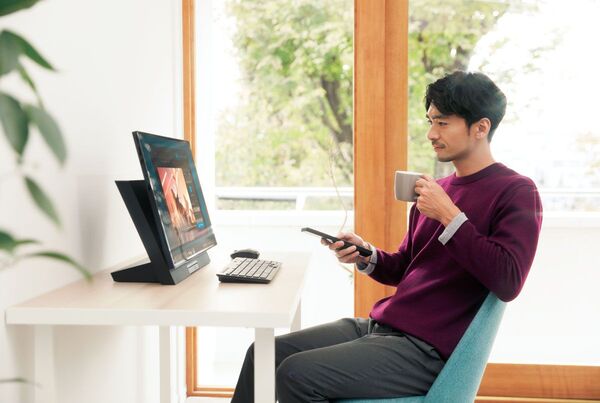 NEC、デザインを一新した液晶一体型デスクトップ「LAVIE Desk All-in