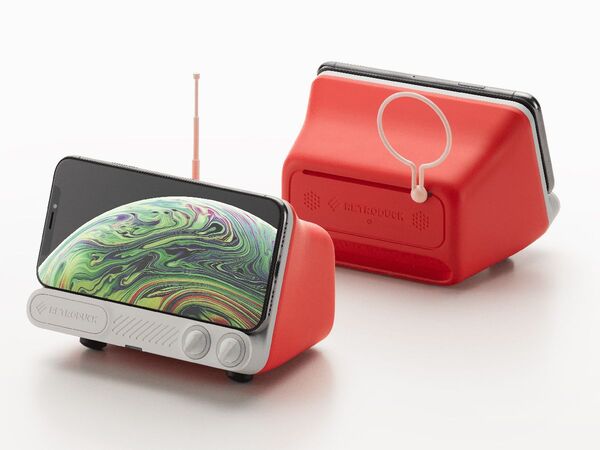 ASCII.jp：レトロ家電のようなQi対応ワイヤレス充電スタンド