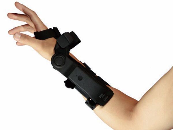 VR触覚デバイス「EXOS Wrist DK2」が半額に価格改定
