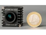ドイツ製の放送用超小型HD／4Kカメラ「ATOM one」が三友から発売