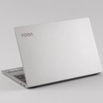驚くほど薄くて使い勝手も満足な13.3型ノートPC「YOGA S730」