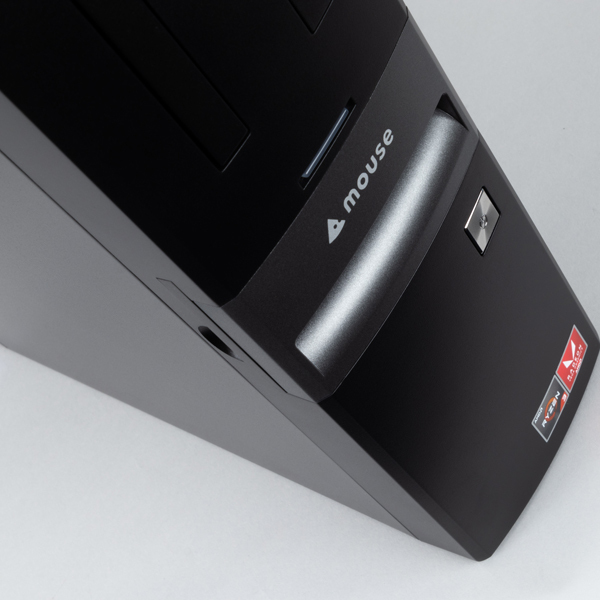 Ryzen搭載で6万円台とお手頃デスクトップPC、幅約10cmで設置しやすい