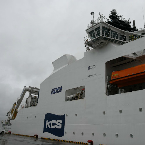 KDDI、沖縄で海底ケーブルを敷く新造船内部を初公開