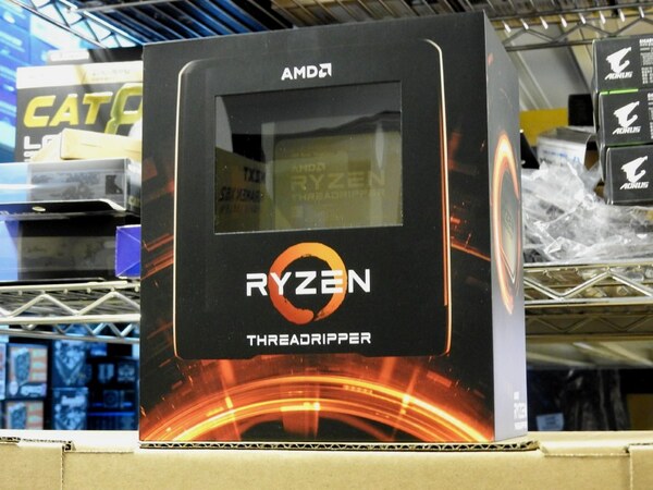 k*a様 AMD Ryzen Threadripper 3990X CPU Amazon | AMD Ryzen Threadripper 3990X 2.9GHz 64コア / 128スレッド