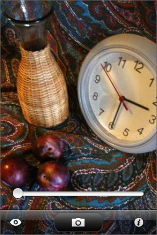 デジタルズームだから、スライダー操作が楽しいですよ