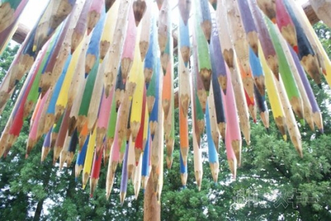 パスカル・マルティン・タイユー作 / 『リバース・シティ』