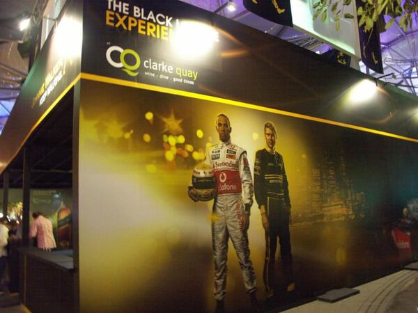 Ｆ１のブースも登場