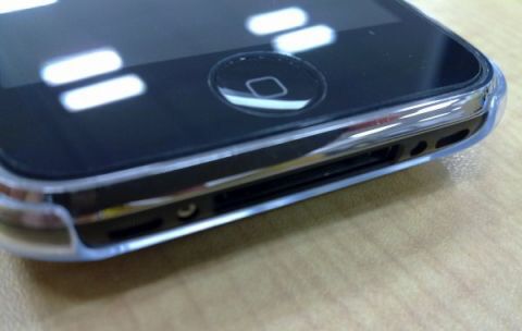 iPhone 3GS + Clear Case