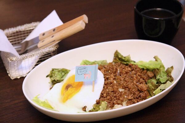 【アキバ食い倒れ部】カフェ・ラ・ビ・アン・ローズ