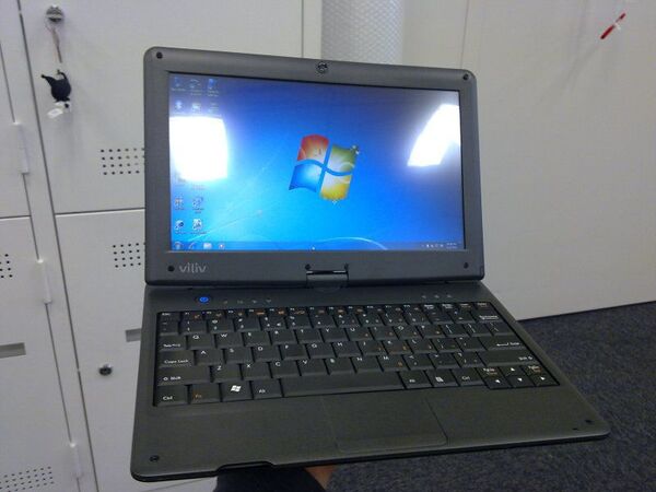 10.1型コンバーチブル『S10 Blade』登場！