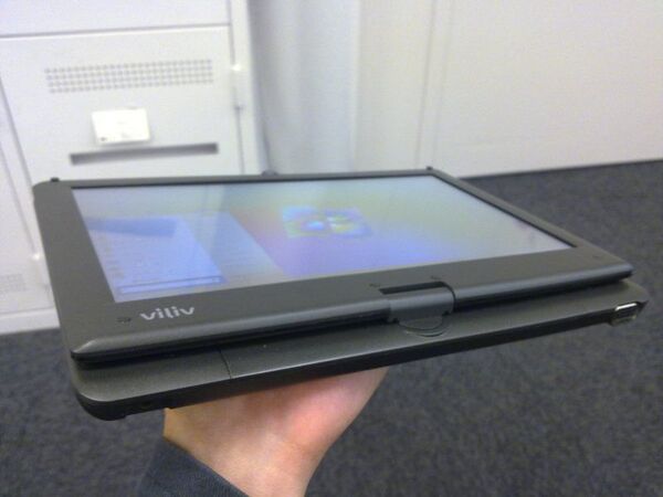 10.1型コンバーチブル『S10 Blade』登場！