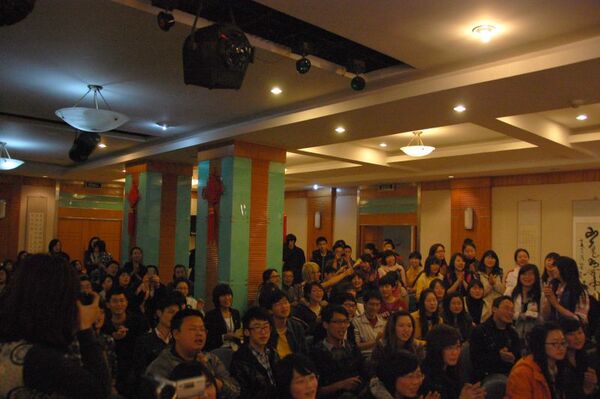 会場の興奮がピークに