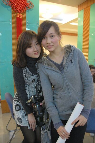 カメラ美少女ふたり