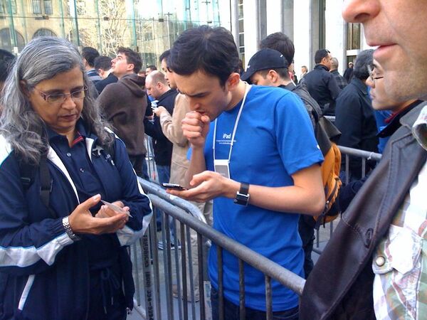 iPad発売の瞬間@NY旗艦店