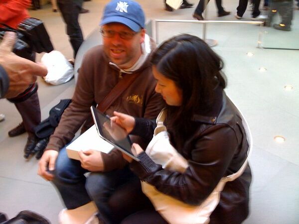 iPad発売の瞬間@NY旗艦店