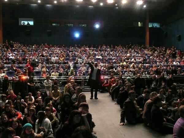 モスクワのエヴァ上映会