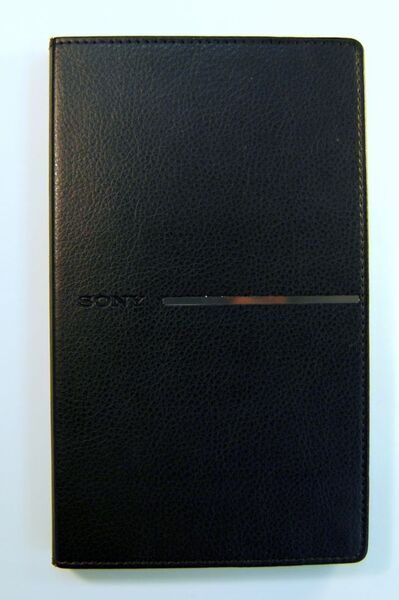 カバーを閉じた状態