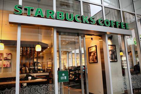 【アキバ食い倒れ部2010】スターバックス コーヒー 秋葉原駅前店