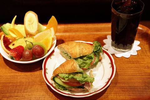 【アキバ食い倒れ部2010】フルーフ・デゥ・セゾン