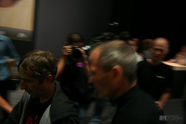 iPhone4 First Impression