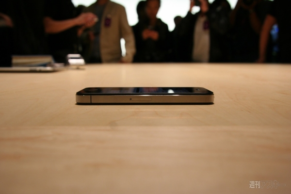 iPhone4 First Impression