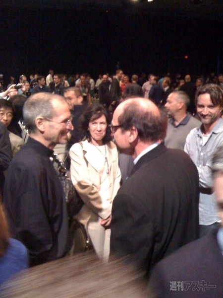 iPhone4 First Impression