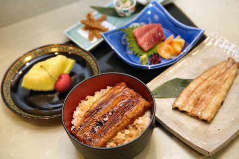 【アキバ食い倒れ部2010】三友