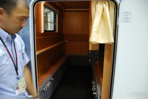 東京キャンピングカーショー2010